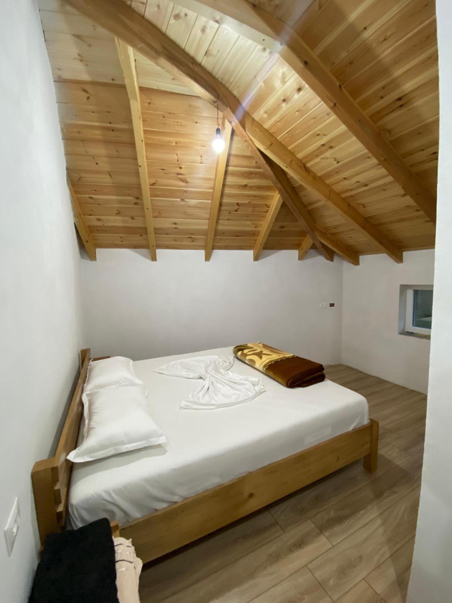 Guest House Korabi Ceren Zewnętrze zdjęcie